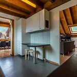 Jungfrau-view Apartment, Terrace & Free Parking Wilderswil