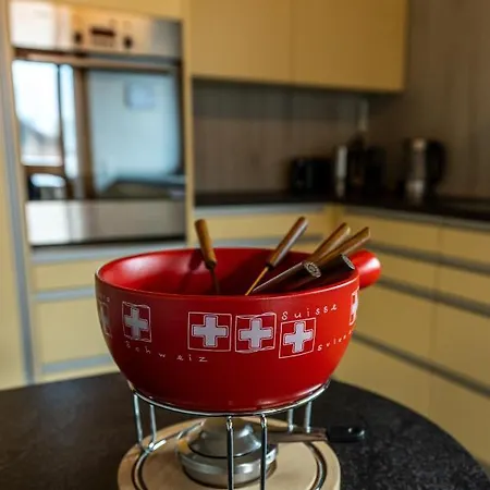 Jungfrau-view Apartment, Terrace & Free Parking Lägenhet *