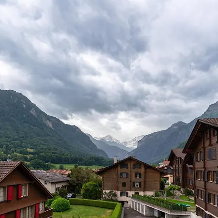 Jungfrau-view Apartment, Terrace & Free Parking Wilderswil