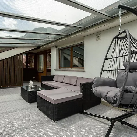 Apartman Jungfrau-view Apartment, Terrace & Free Parking