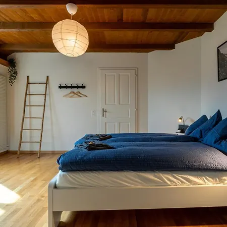 아파트 Jungfrau-view Apartment, Terrace & Free Parking 빌더스빌