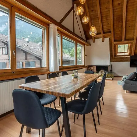 Jungfrau-view Apartment, Terrace & Free Parking 빌더스빌