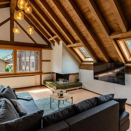 Jungfrau-view Apartment, Terrace & Free Parking 아파트