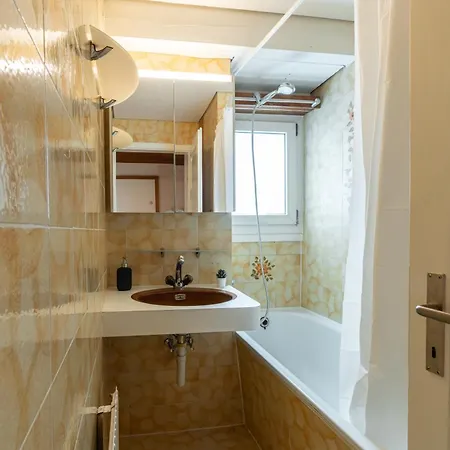 아파트 Jungfrau-view Apartment, Terrace & Free Parking *