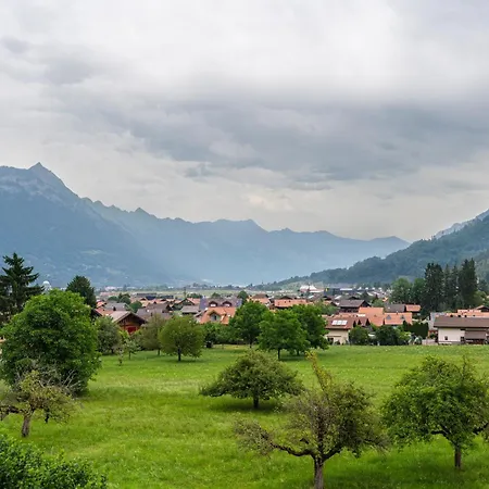 Jungfrau-view Apartment, Terrace & Free Parking * 빌더스빌